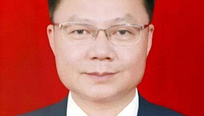 主动向组织交代问题，江西省九江市政府二级巡视员王斌被查；曾任庐山市市长等职