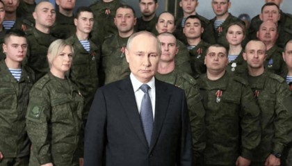 俄绝密文件曝光，英媒：若俄与北约开战，普京先对中国的两个邻国下手？