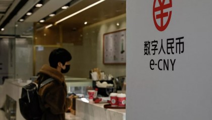 美媒称中俄数字货币威胁美元霸权,比核武更危险