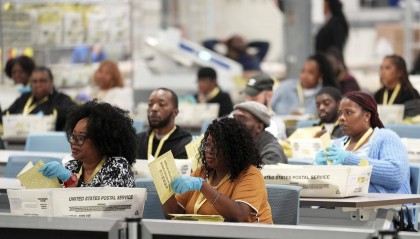 为了帮特朗普拿下“头号摇摆州”宾夕法尼亚，马斯克使出这招！