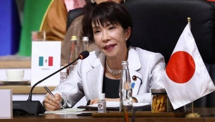 接连打出反制王牌，日本抗议无效，国企已通知日企，暂停签订新合同，高市怕什么来什么