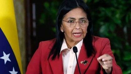 委内瑞拉代总统：营救马杜罗及第一夫人