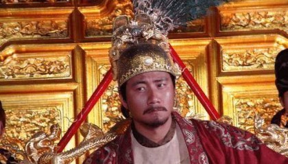 朱元璋制定法令：贪污60两银子，斩首！那折合成人命币是多少钱？