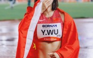吴艳妮夺得铜牌后哭了，给自己打100分
