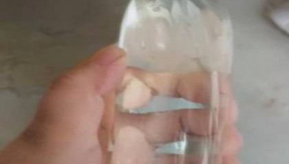 广州一“老酒鬼”路边捡到宝,笑着笑着倒下了……