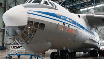 敏感时刻，俄机降落委内瑞拉