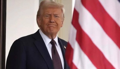 特朗普想降低对华关税？别听他瞎忽悠，反复横跳只是为了发国难财