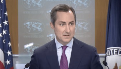 外媒:美国警告土耳其,“不要接待哈马斯领导人,不能再与其进行正常交往”