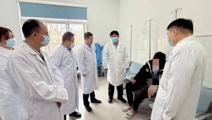 山东第一医科大学附属皮肤病医院院长张福仁赴济南市皮肤病防治院教学查房与调研