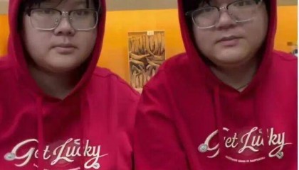 “史上最相似夫妻”被网友建议查下DNA，当事人：刚认识时不像，后来越长越像