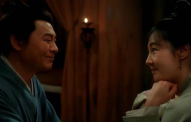 从“万人捧”到“众人骂”，这一路走来，张颂文到底做错了什么？