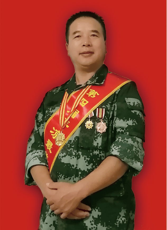 老兵 张弢：兵心如磐走在前