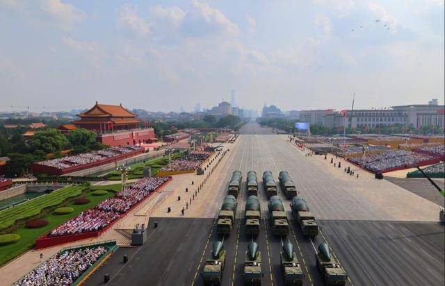 覆盖全球不是空话，东风-5C官宣，中国版轨道轰炸系统正式亮相？