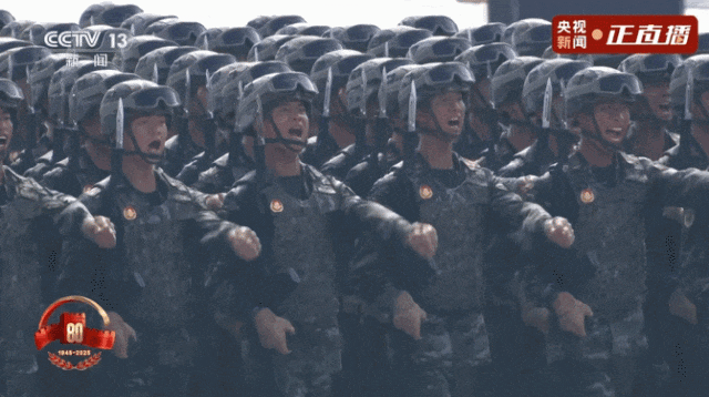 不装了！一口气看完九三大阅兵武器装备！谁说我们一个也不认识？