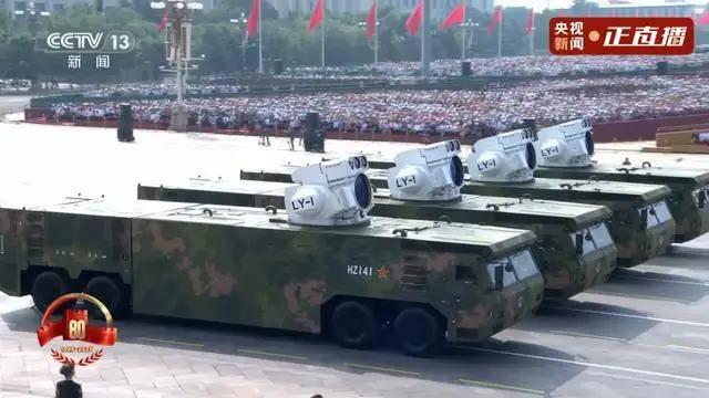 不装了！一口气看完九三大阅兵武器装备！谁说我们一个也不认识？