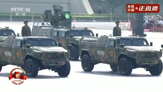 不装了！一口气看完九三大阅兵武器装备！谁说我们一个也不认识？