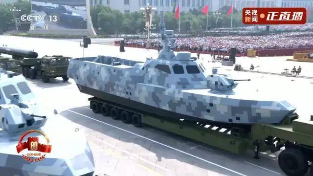 不装了！一口气看完九三大阅兵武器装备！谁说我们一个也不认识？