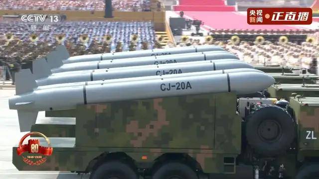 不装了！一口气看完九三大阅兵武器装备！谁说我们一个也不认识？