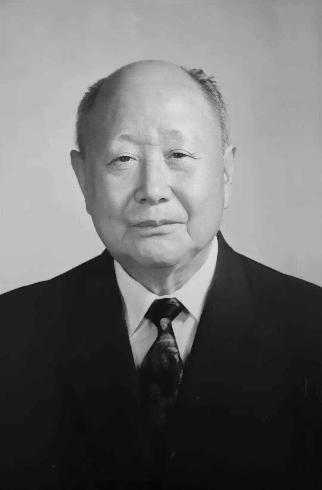 吴振同志因病医治无效逝世，享年103岁