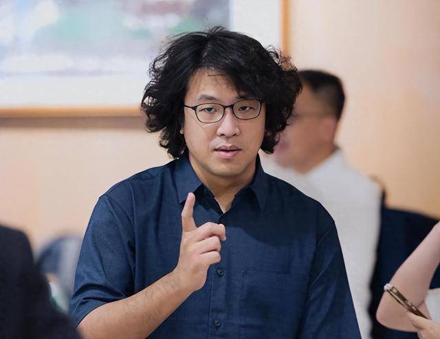 大陆侦办沈伯洋后，民进党急了，喊话郑丽文转移视线