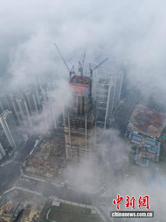 成都489米新地标建设高度已突破200米