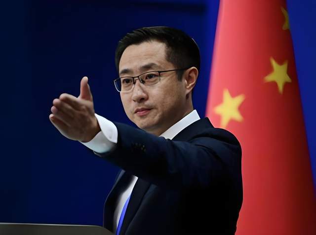 泽连斯基制裁9家中企,中方反制箭在弦上,乌克兰求锤得锤不远了