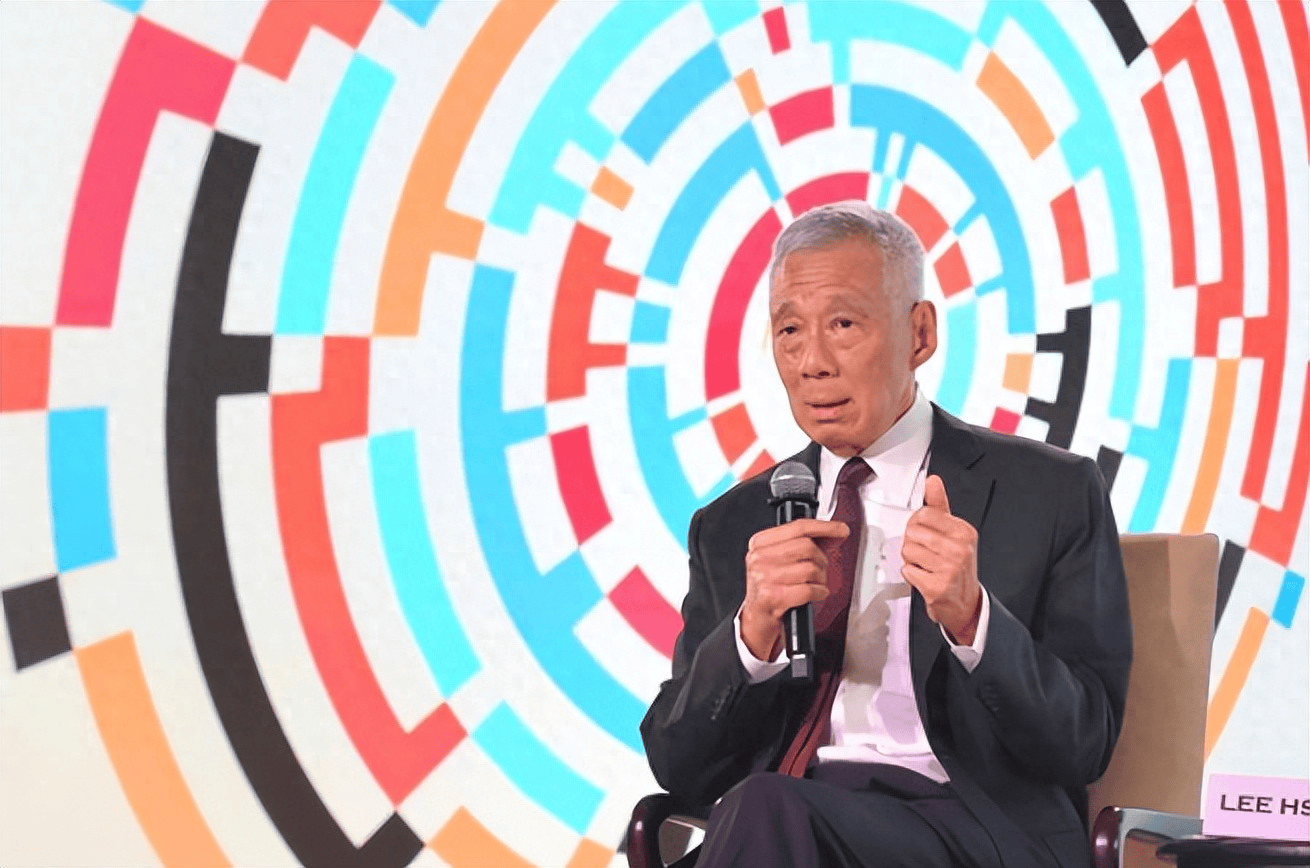 前总理李显龙:台海若有麻烦,那全球都将受到波及,新加坡反对武力收台