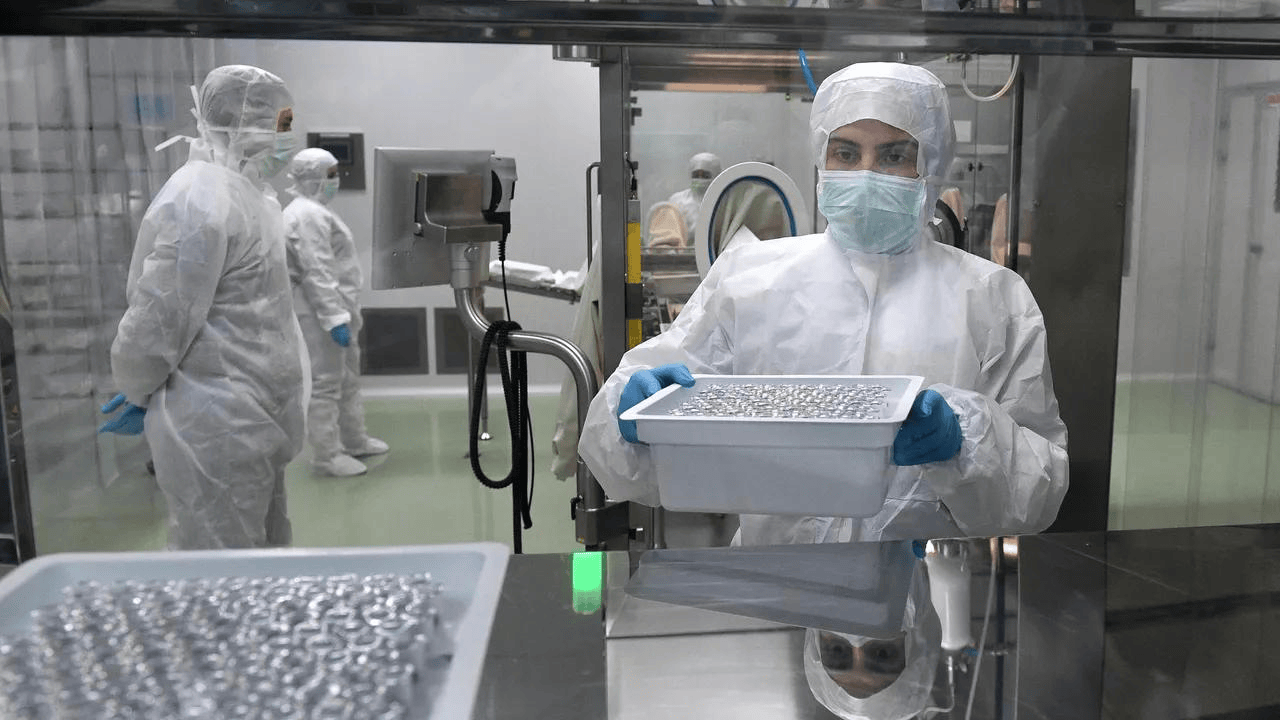 俄罗斯出现疫情，已有人死亡，是生物武器吗？特朗普在白宫摊牌了